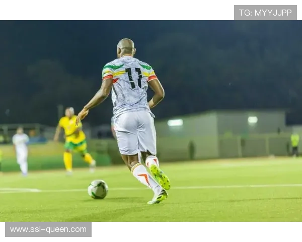 法国国脚科内右大腿二级损伤，预计缺阵一个月